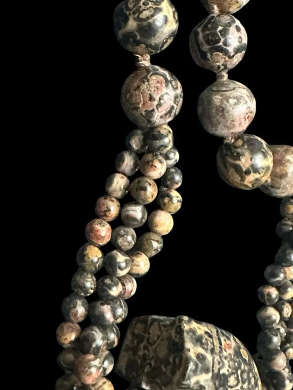 Jasper Necklace Carved Stone Elephant Trunk Up Knotted Bead Necklace Tribal 33
